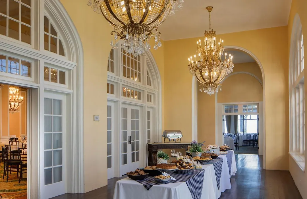 Grand Galvez Resort, Autograph Collection-1